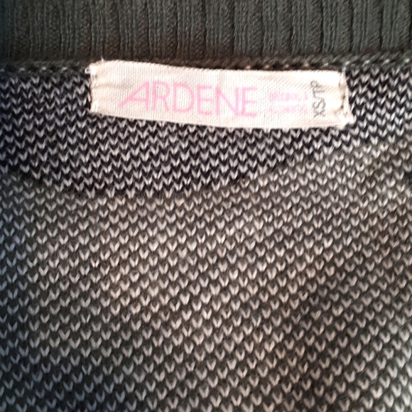 ARDENE Women's Camouflage Fringe Sweater Cardigan Size XS NWOT - Picture 3 of 3